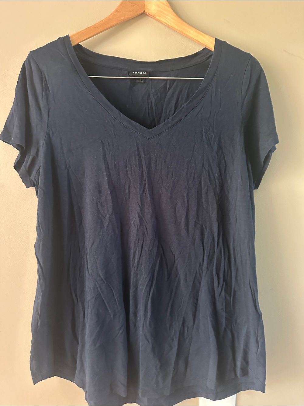 Torrid Navy V-Neck Short Sleeve Top size 0 (12)